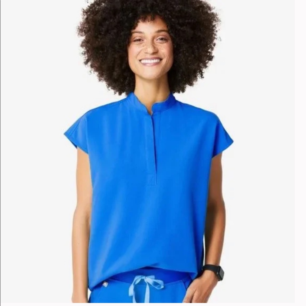Bright Blue Short-Sleeve Mandarin Collar Top